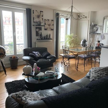 Appartement Au Quai 1921 브장송 외부 사진
