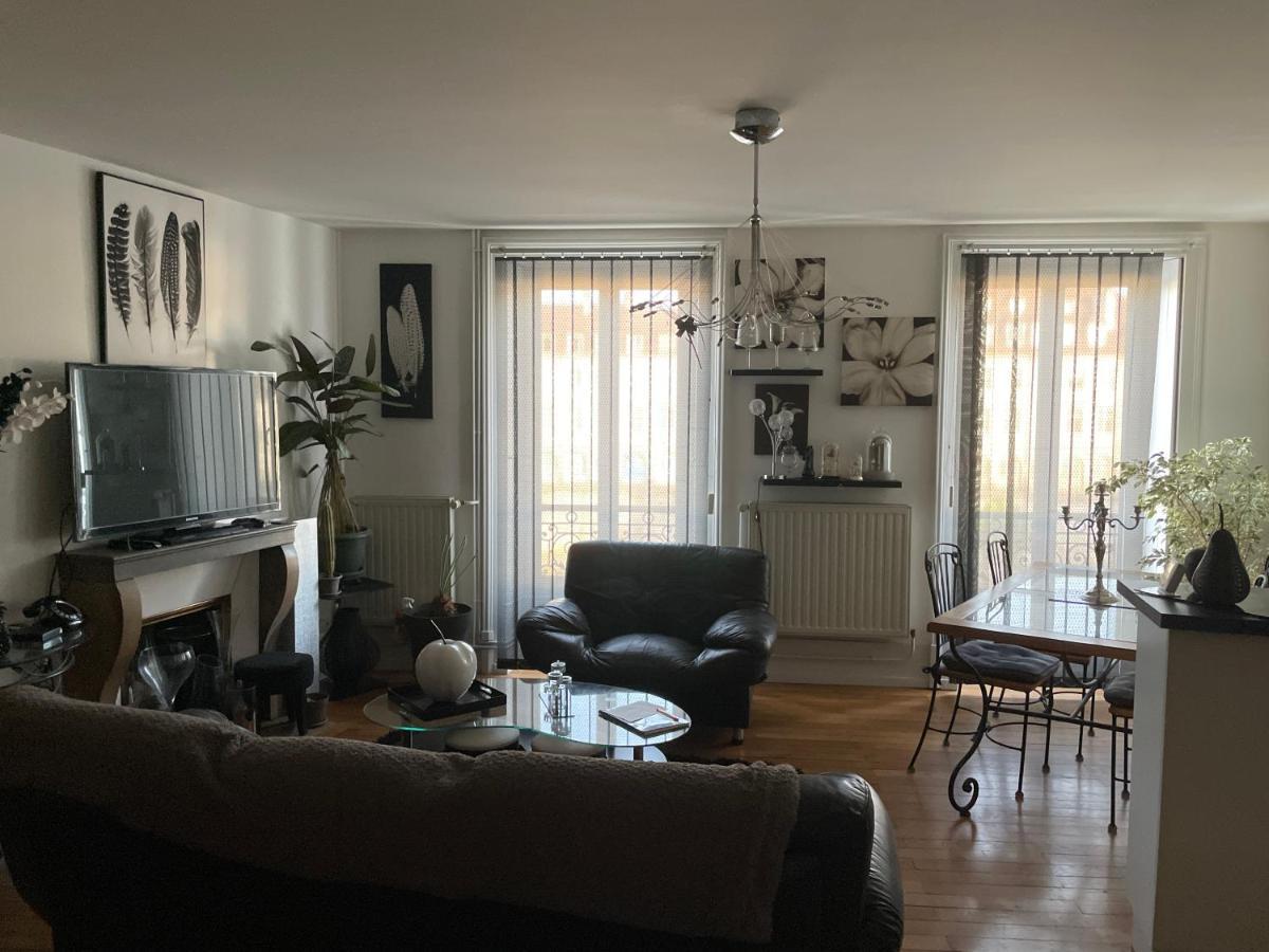 Appartement Au Quai 1921 브장송 외부 사진
